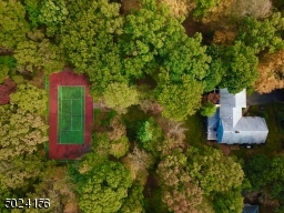 Tennis/all sports court Included!