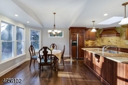 Large Breakfast room. Easy access to kitchen and Family room