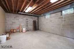 Located beneath the master bedroom