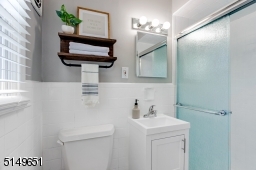 Updated primary bath