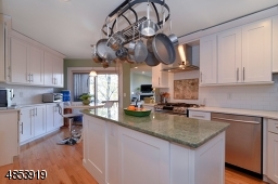 New Appliances, self closing cabinets with quartz & granite tops