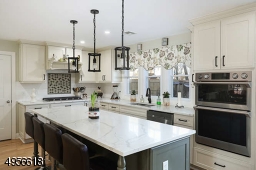 Quartz Counters, Samsung Appliances