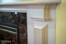 Detailed Custom Molding