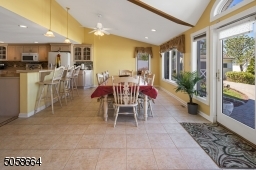 Eat In Kitchen Table Space