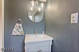 Powder room