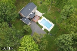 Your private oasis in the middle of a sought-after neighborhood and wonderful community makes all the difference!
