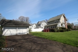 Corner lot; 2-car garage