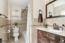 2nd floor bathrooom
