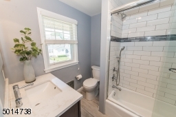 low-sided tub makes for easy entry & bathing little ones