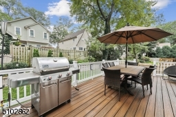 Newer Trex Deck with gas line for grill
