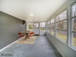 Enclosed 3 season room